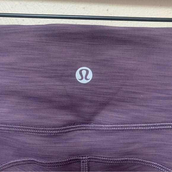 Lululemon Invigorate High-Rise Crop 23" in Heathered Black Currant Purple Size 4 - Picture 7 of 14